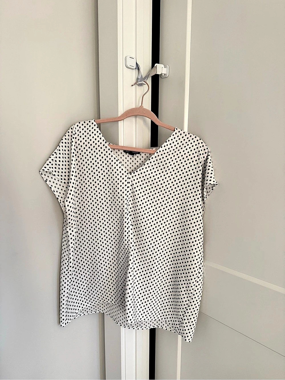 Hillary Radley Polka Dot Blouse in White & Black Size XL Like New